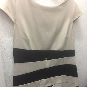 ‼️Sale! ✨ Dress EUC can dress up or down!